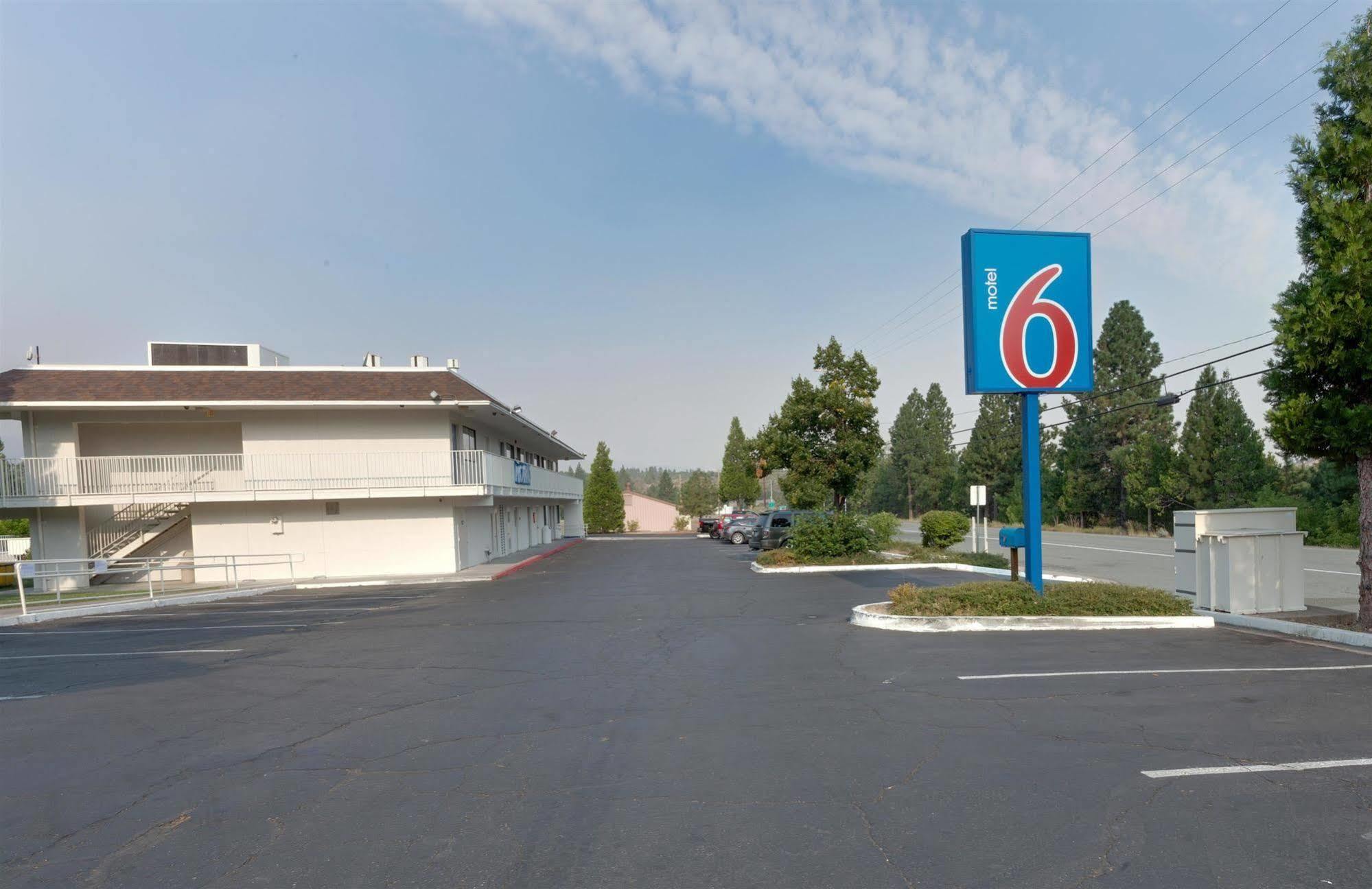 Motel 6 Weed - Mount Shasta Exterior foto