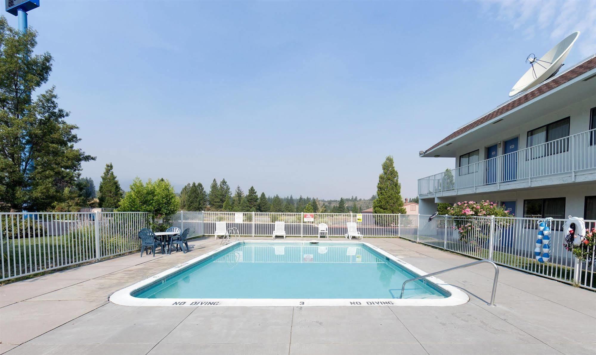 Motel 6 Weed - Mount Shasta Exterior foto